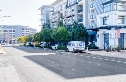 Blueground Centennial pool nr Red Morton Park SFO-852 - Foto 32