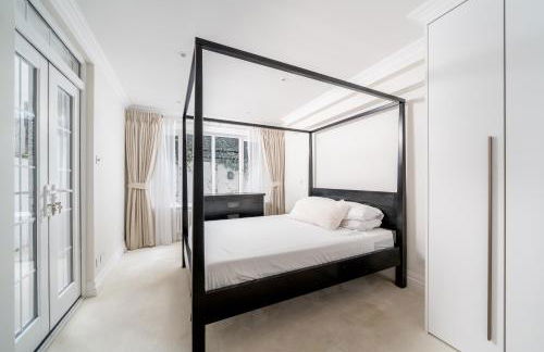 Stunning 2-bed, 2-bath Property In Central London - Photo 17