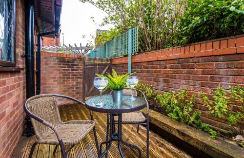 Spacious 4-Bed House Near Wigan Warrington - Foto 7