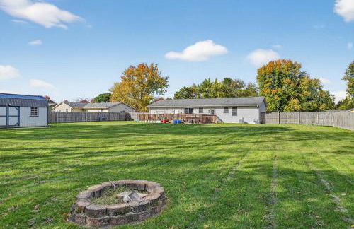 Cozy Retreat with Hot Tub in Peaceful Goshen home - Foto 31