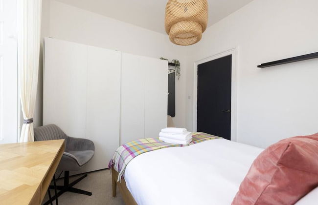 Bright and Modern Flat with desk - Foto 4