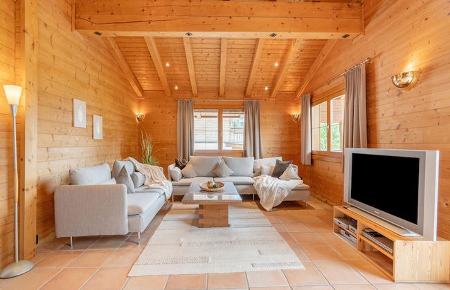 Charming Holiday Home in Maurach am Achensee - Foto 9