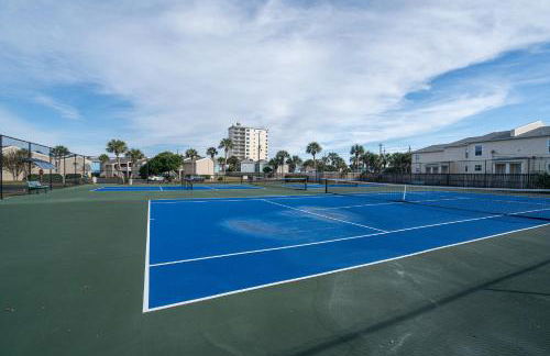 Cozy Beach Oasis 2 Bdrm Condo in Destin - Foto 35