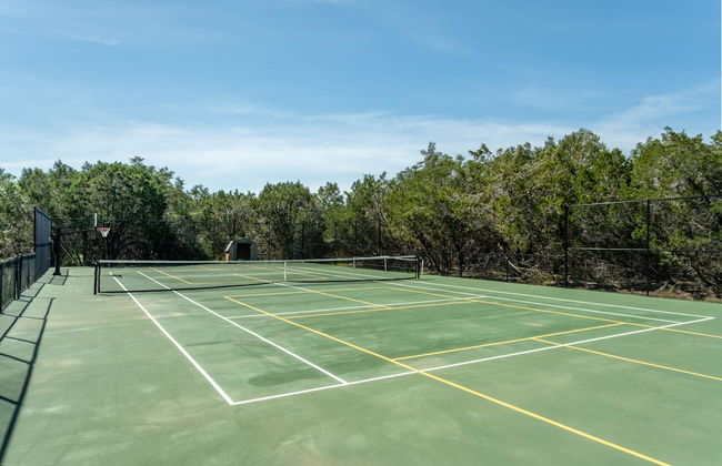 Upstay - Farmhouse on 10 Acres w Pool-tennis-games - Foto 11