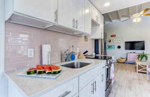 Flamingo Loft - Charming Oceanfront Loft - Multiple Decks - Private Beach Access - Foto 3