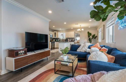 Angel & Rose * Hollywood DTLA - Foto 9