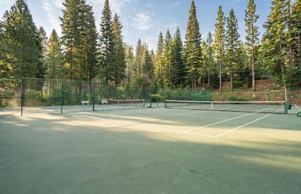 Wolfe by AvantStay | 5mins NorthStar! Fireplace, 2 Private Decks! - Foto 64