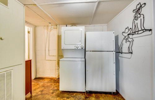 Dock and Views Family Retreat on Lake Hartwell! - Foto 24