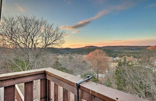 Holiday Island Escape w/ Panoramic Lake Views - Foto 4