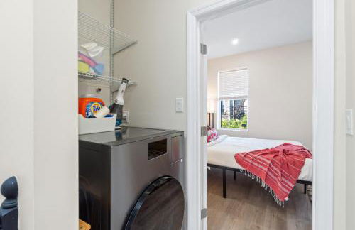 Holiday Home Brownstone City Stay 5BEDS, Private Dual Units - Foto 38