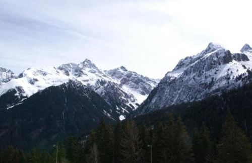 Appartement 2 pièces cabine au pied des pistes avec balcon et casier à skis - FR-1-557A-10 - Foto 3