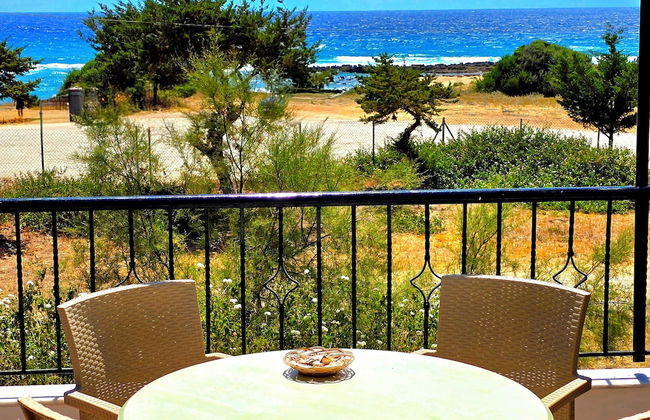 Romanos Beach Villas - Photo 8