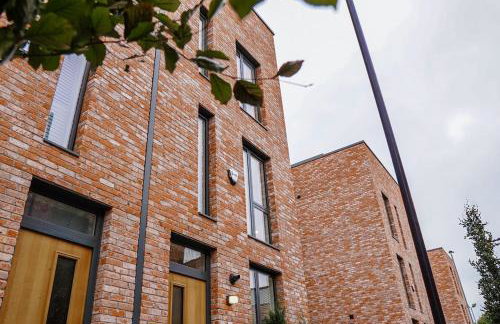 Sleek 4BR Townhouse - Rooftop - Hot Tub - Foto 41