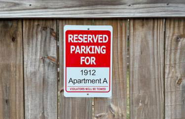 Cute and Cozy Apt Near Historic Downtown Sanford - Foto 2