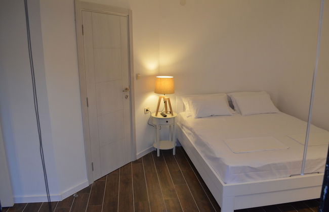 Casablanca Apartments - Photo 13