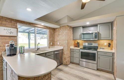 Near Spring Training! Peoria Gem with Pool and Hot Tub - Foto 8