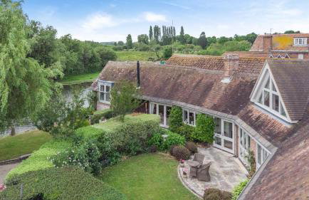 4 Bed in Wareham oc-r30563 - Photo 1