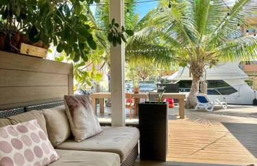 Lugar encantador balcón vista al agua - Foto 1