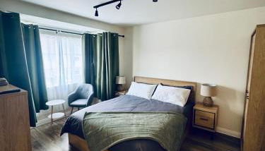 3 bedroom Brookwood Road apartment - Foto 3