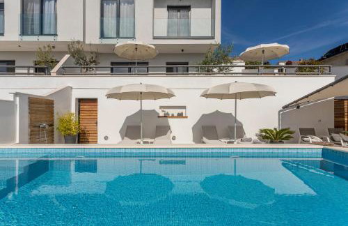 Holiday home Lola, sea on a palm! HEATED POOL - Photo 76