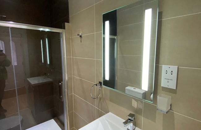 Charming 2-bed Apartment in Wolverhampton - Foto 10