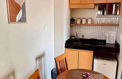 Flat ótima localização com vaga - Foto 34