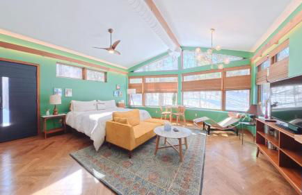 5BR Home Near Boston 4,000 Sq Ft & In-Law Suite - Foto 3