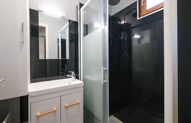 Comfortable Holiday Home With Private Terrace - Photo 15