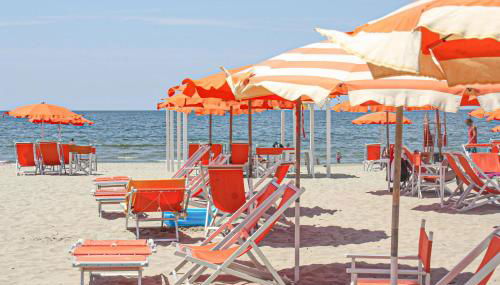 Gorgeous Apartment In Marina Di Ardea - Photo 3