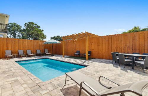 Grand Retreat II: 4br, 5ba, Sleeps 15. Private Pool. Your Perfect Escape! - Photo 2