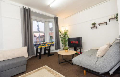 Cottage Flat 2BD Leyton Near Central Line - Sleeps 10 - Foto 1