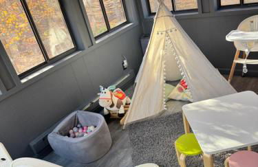 Poconos Modern Chalet I Hot Tub I Home Theater I Fenced Yard I Pet Friendly - Foto 37