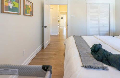 Magnolia on the Park Spacious 4BR ABODEbucks - Photo 25