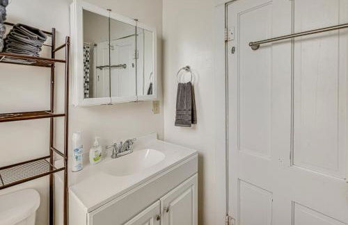 2 Mi to Dtwn Salina Home with Deck and Yard - Foto 14