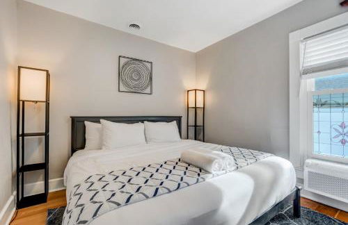 Downtown Getaway - Balcony - King Beds - Foto 5