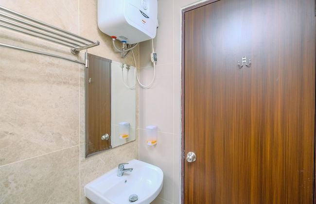 Modern Look And Homey 2Br Transpark Cibubur Apartment Near Mall - Foto 14