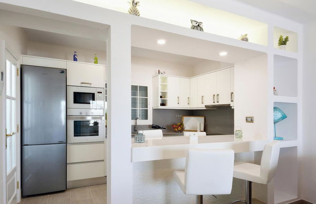 3bed Villa- Pool, Outdoor Dining Terrace, Sea View - Photo 8