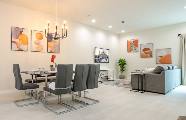 Upstay - Disney Themed House - Sleeps 16 - Foto 16