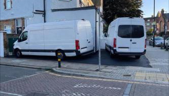 Group Friendly 2 Bed 2 Bath FREE PARKING for 2 Large Vans or up to 4 Cars Zone 2 Sleeps 10 Close to Central London and Zone 2 tube station - Foto 4