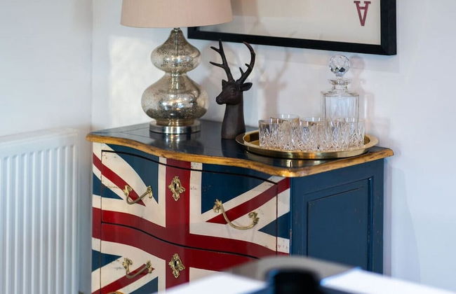 Thatched Cottage - hot tub BBQ and Pool Table - Foto 27