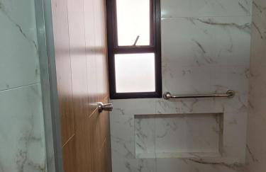 Guarujá, Astúrias, 3 Suítes, 1 quadra da praia - Foto 27