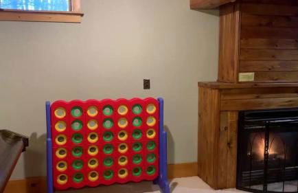 Log Cabin with a Hot Tub in Ellicottville, For Magical Glamping Escapes in New York - Foto 8