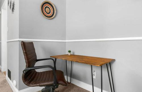 Broadmoor Bungalow - Both Units - Foto 77