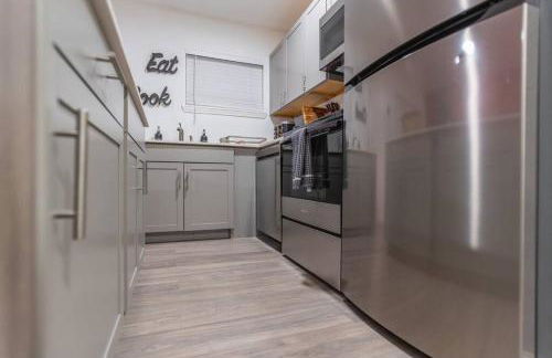 NEW Montrose Gem! Central to Museum District & Downtown Houston - Foto 7