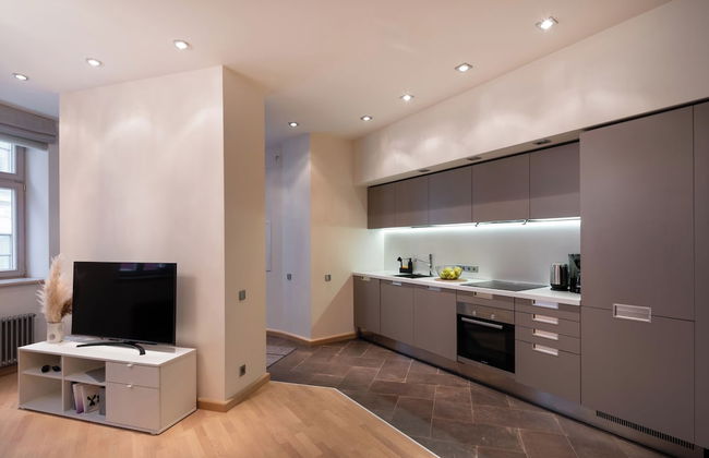 Audeju Two Bedroom With Two Bathrooms - Photo 26