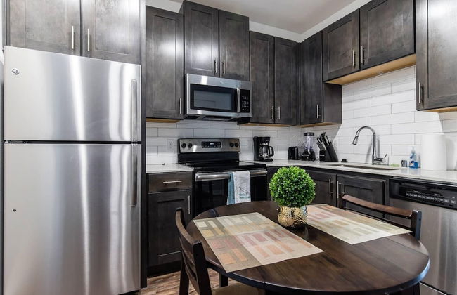 StayOvr at Legacy West - Windrose - Foto 49