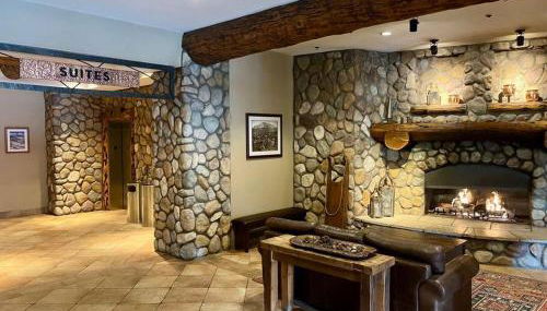 MT CB Mountain Side with King Bed, Hot Tub, Pool & Kitchen! - Foto 4