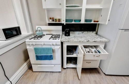 94 WalkScore King Bed Capitol Hill Beachy Apt - Foto 5