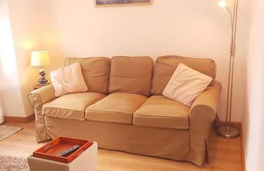 Family stay by the beach - Photo 8