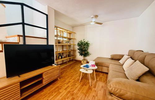 Duplex con piscina y terraza - Photo 4